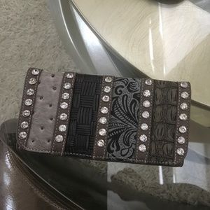 Silverake wallet